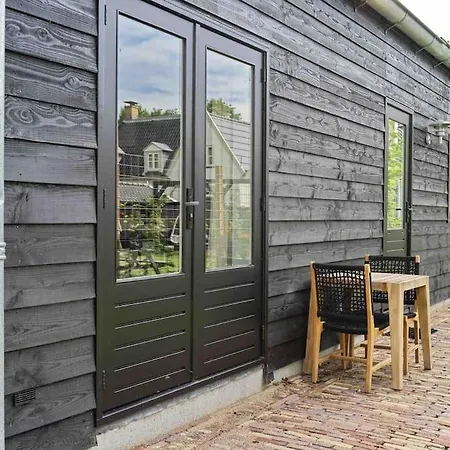 Black Barn. Feriehus *